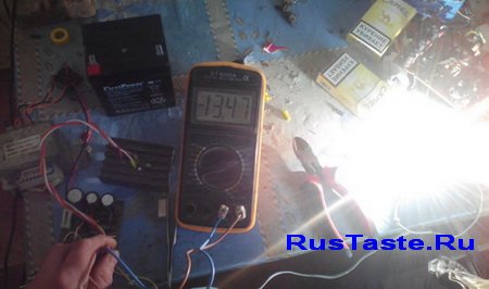 Тестирую зарядное устройство под нагрузкой Тестирую зарядное устройство под нагрузкой